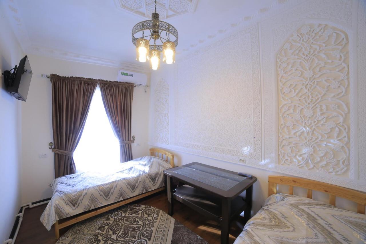 Hanifa Bukhara Esterno foto