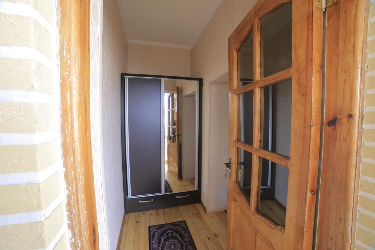 Hanifa Bukhara Esterno foto