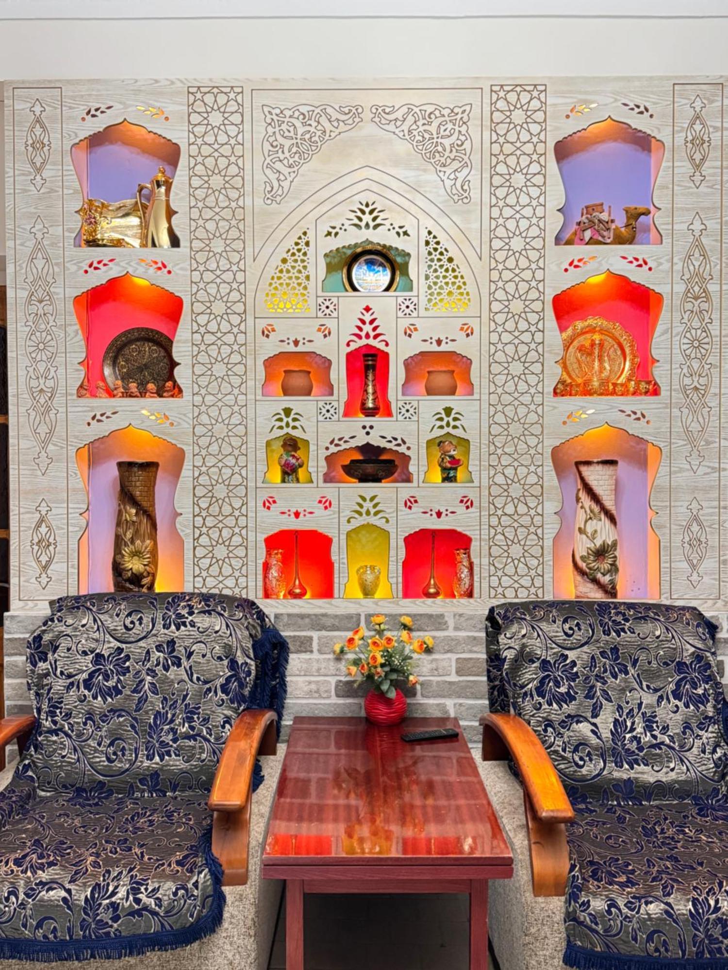 Hanifa Bukhara Esterno foto